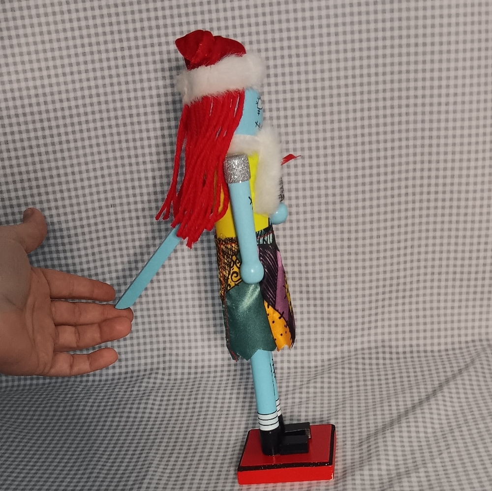 Disney Nightmare Before Christmas Sally Nutcracker Figurine Decor With Santa Hat - Picture 8 of 8